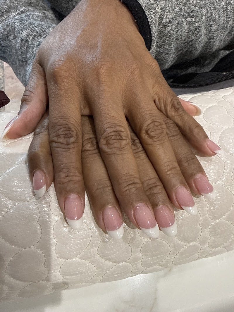 LA Salon & Spa, beauty salon in Easton, PA, photo 2 of 9